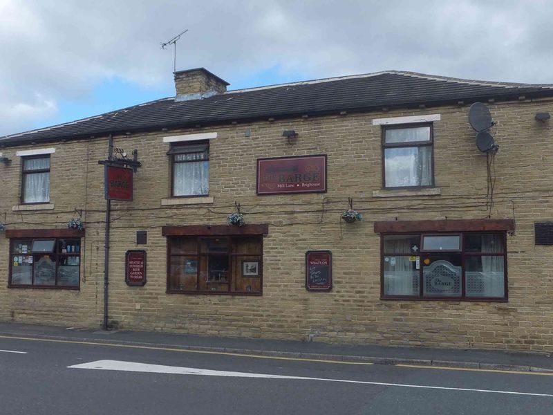 Barge. (Pub, External). Published on 14-09-2013