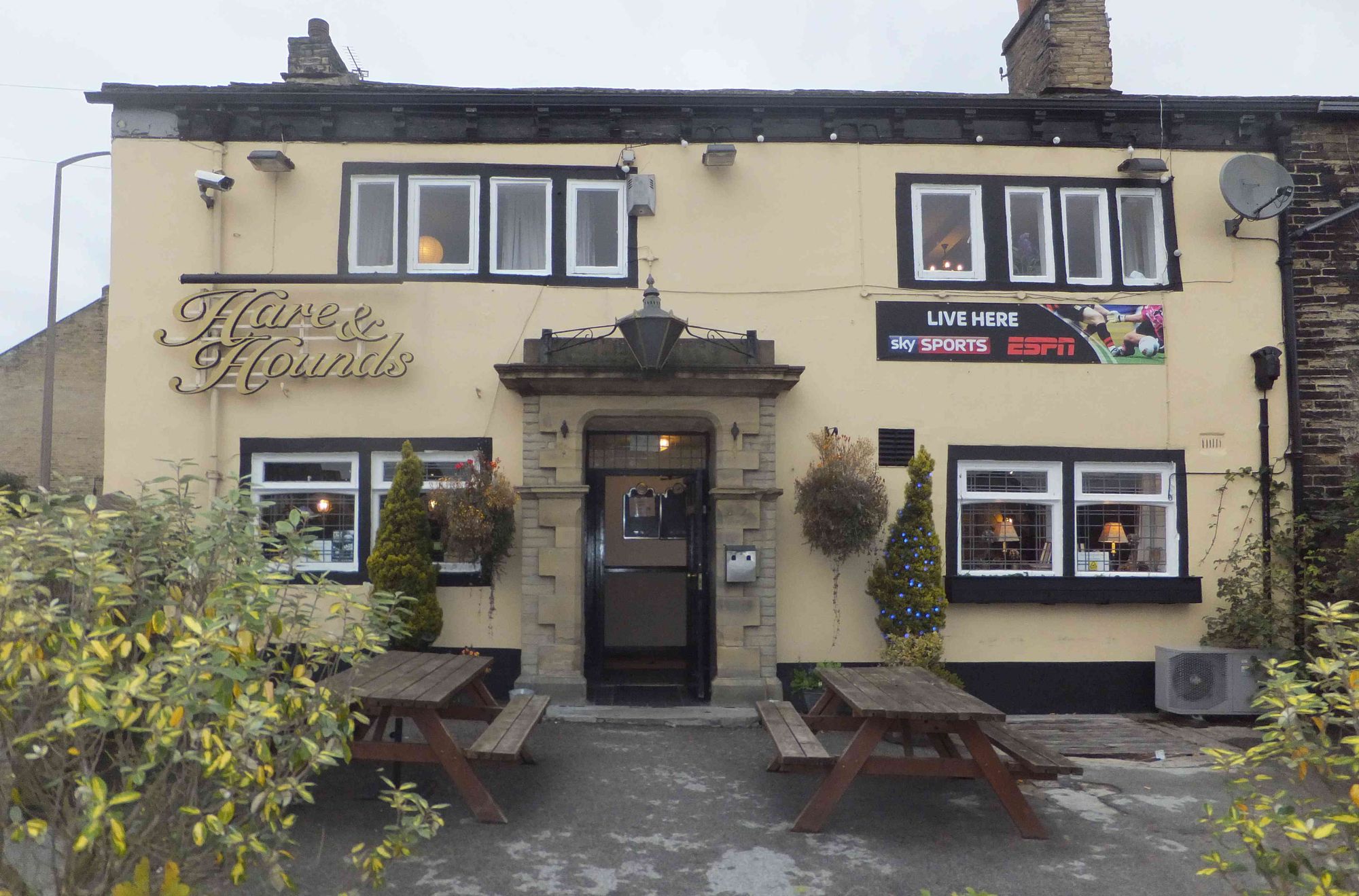 Hare & Hounds. (Pub, External). Published on 29-09-2013