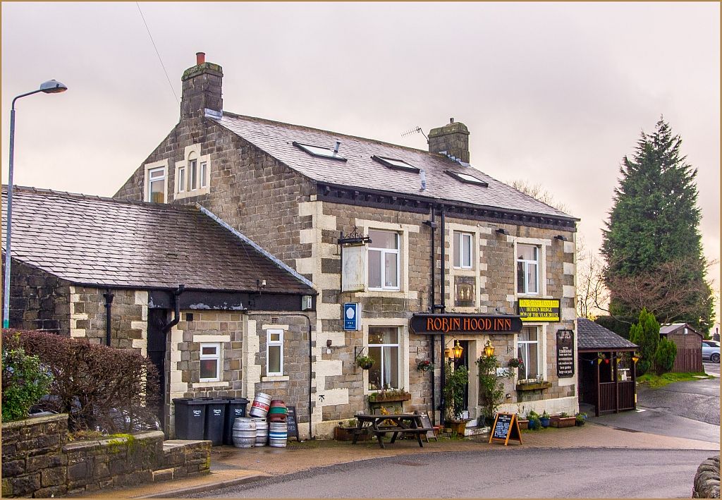 Robin Hood Pecket Well. (Pub, External). Published on 28-12-2013