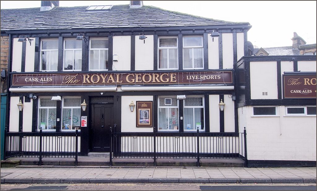 Royal George. (Pub, External). Published on 15-12-2013