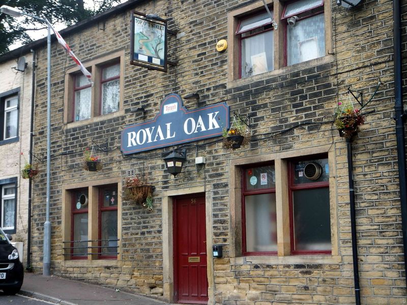 Top O'The Street. (Pub, External). Published on 15-09-2013