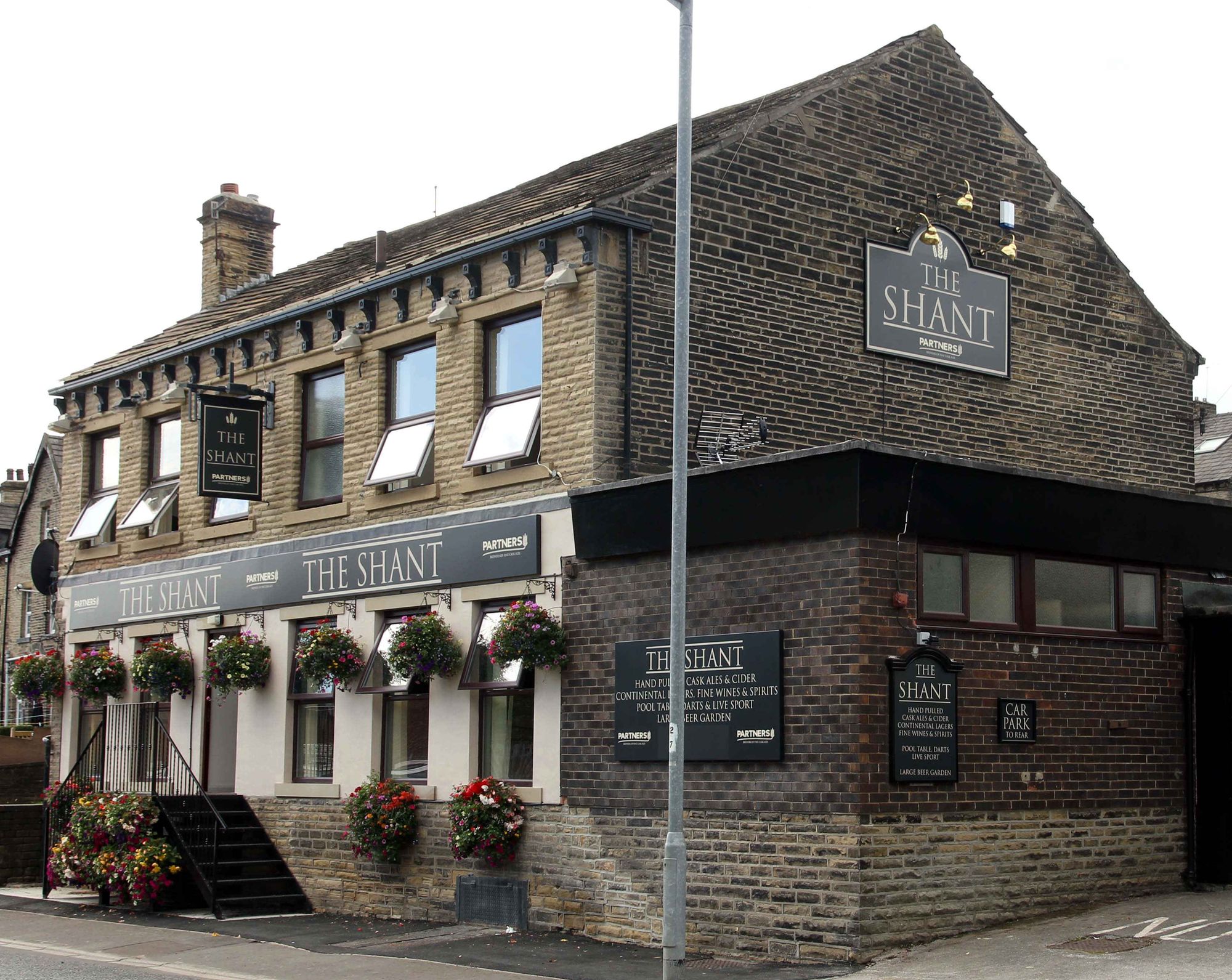 Shant. (Pub, External). Published on 29-09-2013
