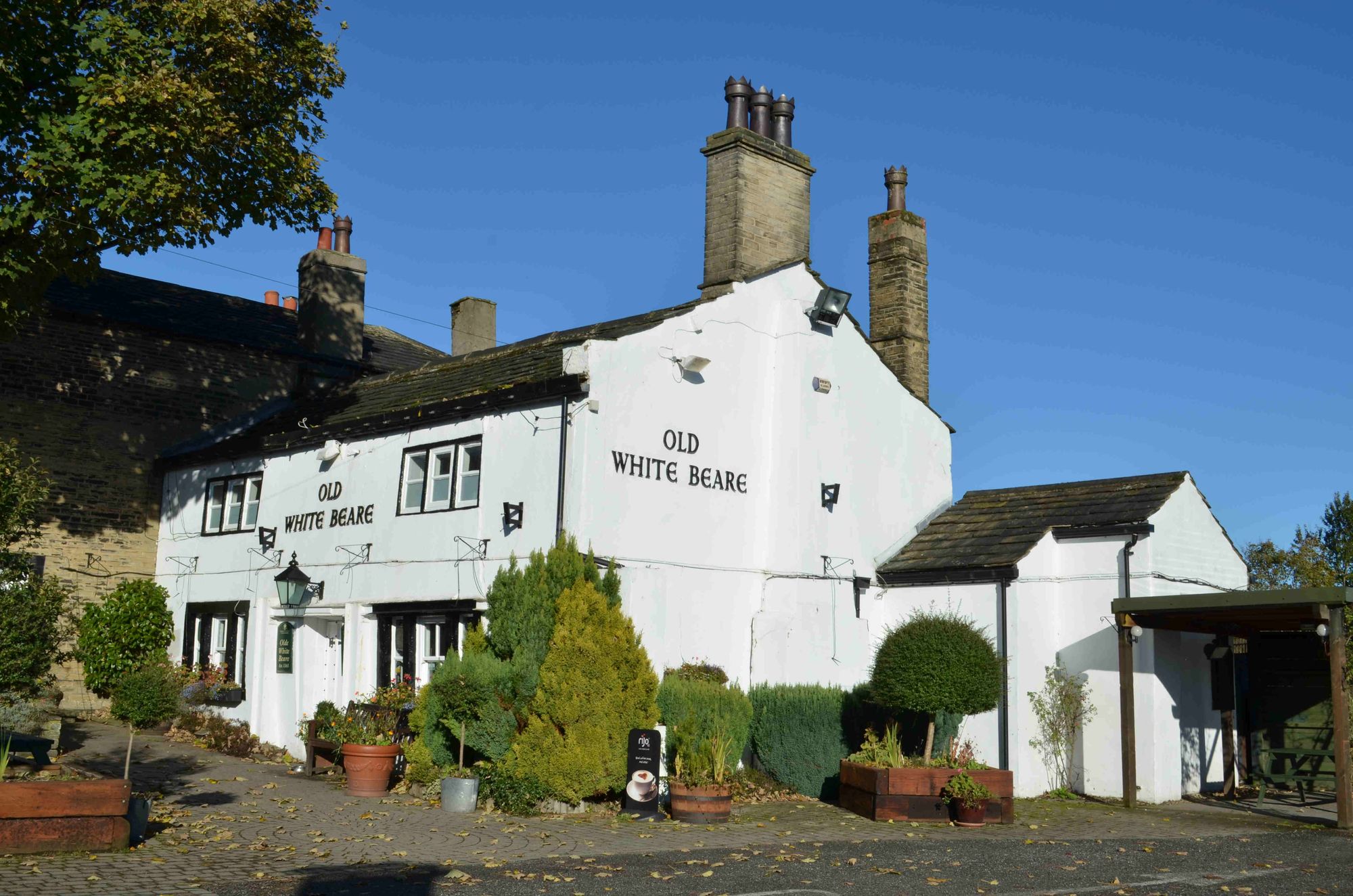 Old White Beare. (Pub, External, Key). Published on 11-11-2013