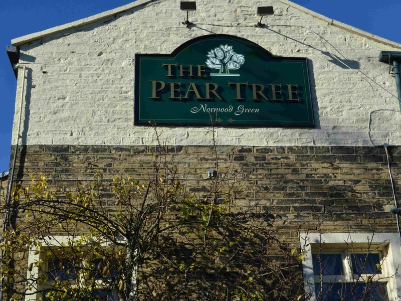 Pear Tree. (Pub, Sign). Published on 11-11-2013