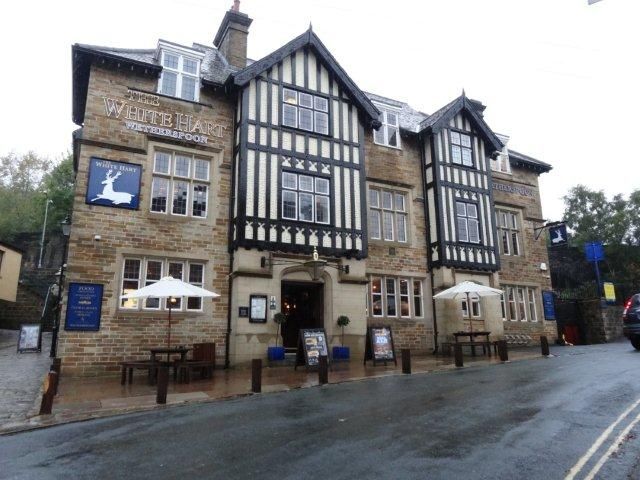 White Hart. (Pub, External). Published on 09-10-2013