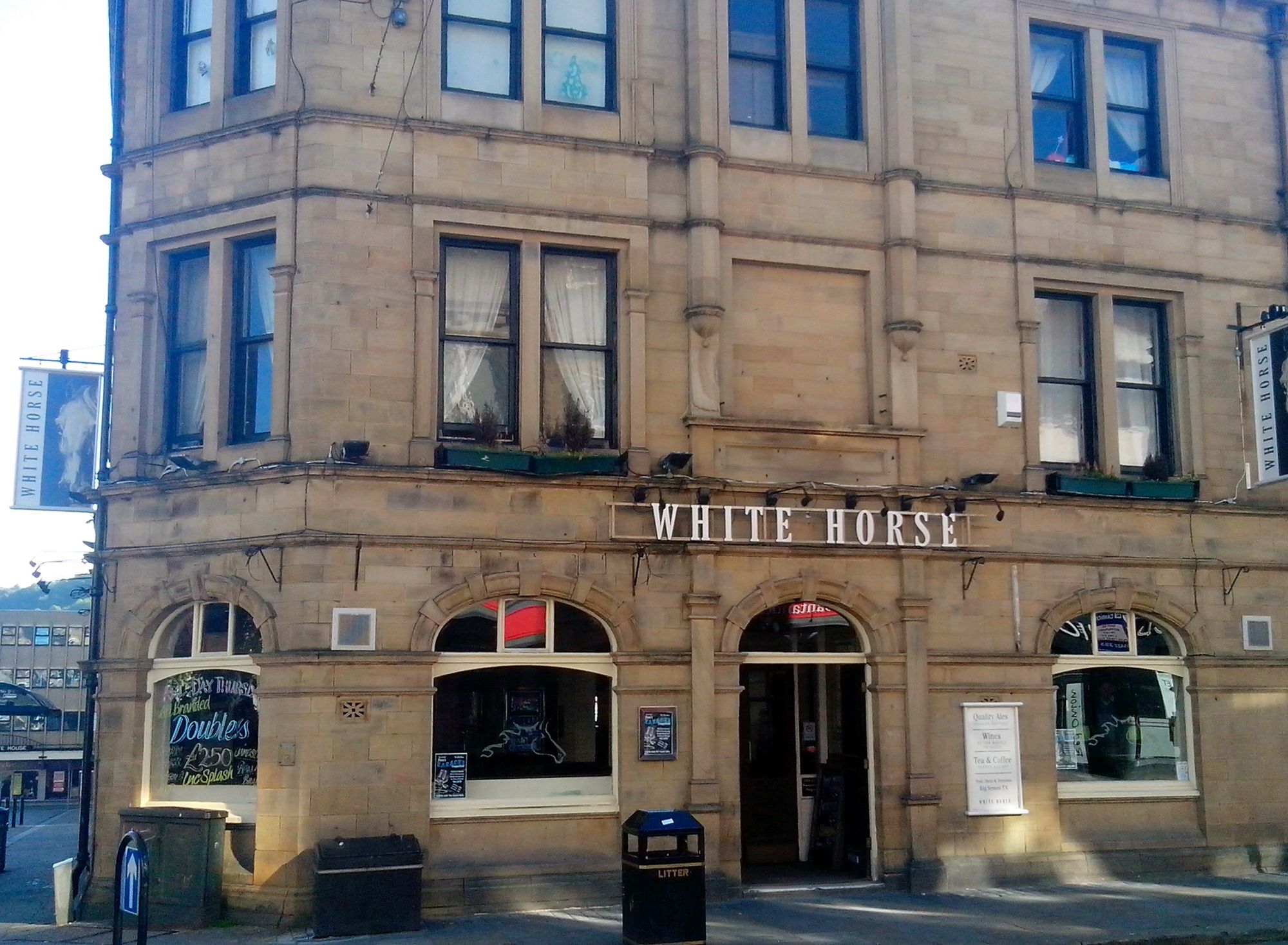 White Horse. (Pub, External). Published on 08-09-2013