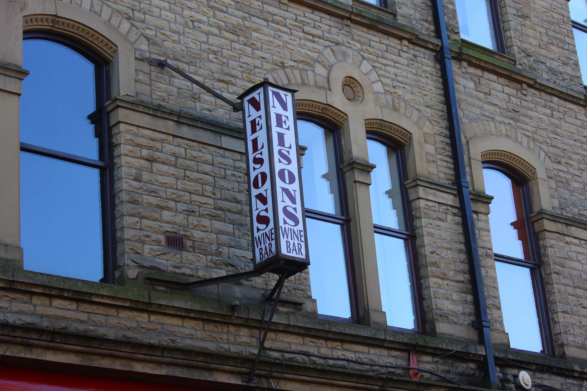 Nelsons Wine Bar. (Pub, Sign). Published on 09-12-2013