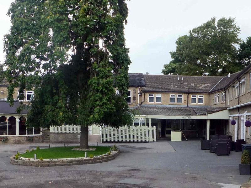 Tower House Hotel. (Pub, External). Published on 15-09-2013