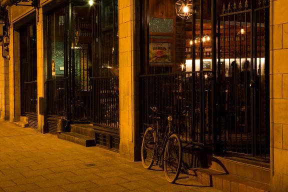 Entrance at night. (Pub, External). Published on 12-04-2016
