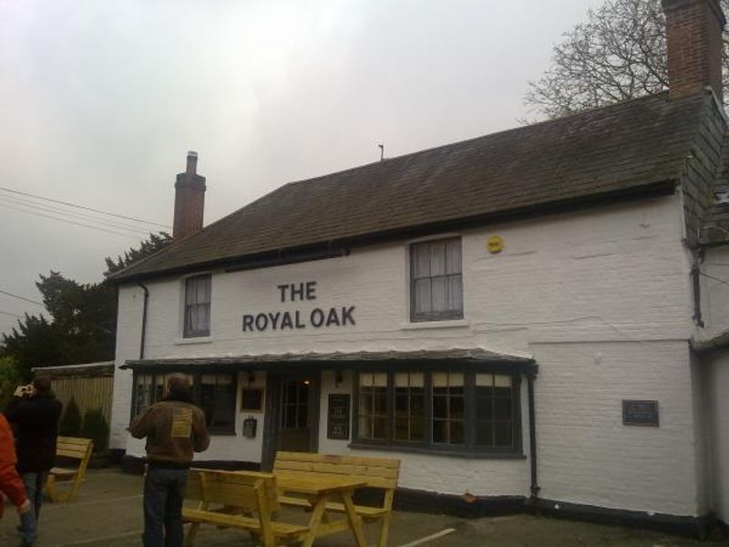 (Pub, External). Published on 16-01-2013