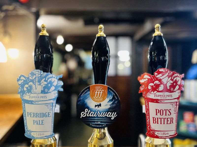 New Inn (Photo: Tom Faulkner 3/10/2024). (Bar). Published on 04-10-2024 