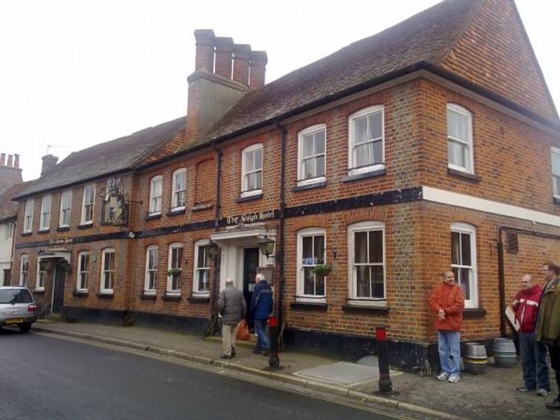 (Pub, External). Published on 16-01-2013
