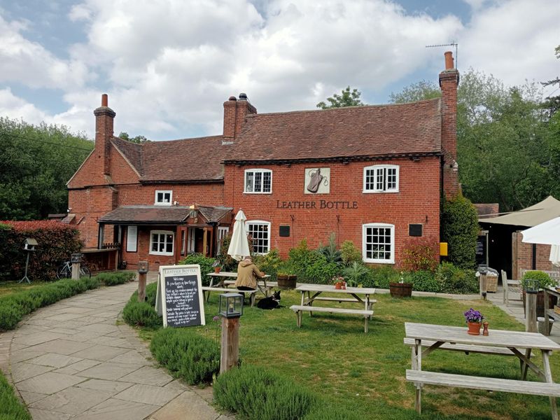 Leather Bottle exterior (usage granted to CAMRA by owner). (Pub, External, Key). Published on 03-06-2025