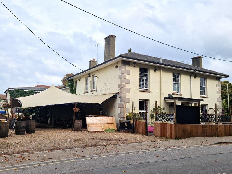 Dove Inn, Micherdever (Photo: Pete Horn - 27/09/2025). (Pub, External, Key). Published on 28-09-2025