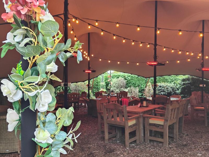 White Hart Garden Tent/Hollie McCarthy. (External, Restaurant). Published on 28-03-2025 