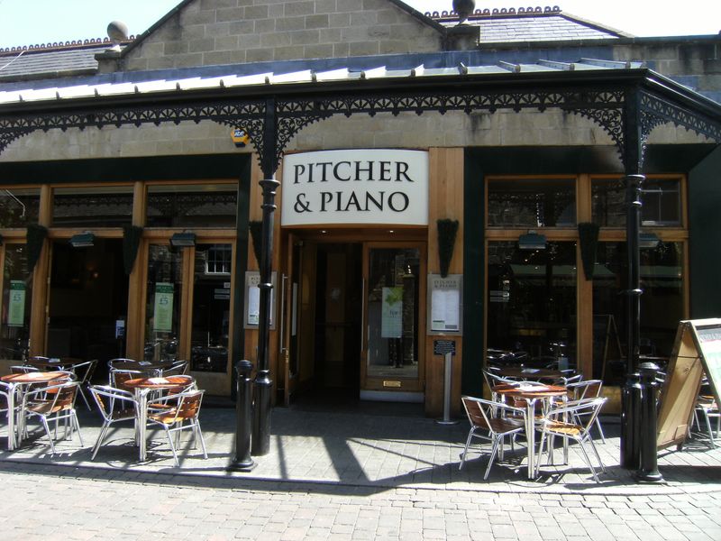 Pitcher & Piano, 2014. (Pub, External). Published on 25-08-2014