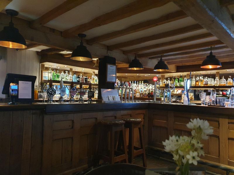 (Bar). Published on 04-03-2025