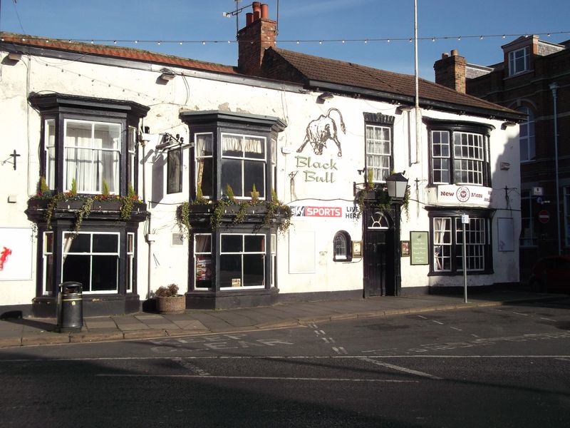 Black Bull, 2012. (Pub, External). Published on 25-08-2014