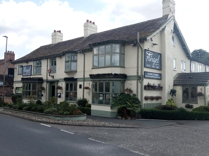 The Angel at Topcliffe, 2022. (Pub, External). Published on 28-08-2022