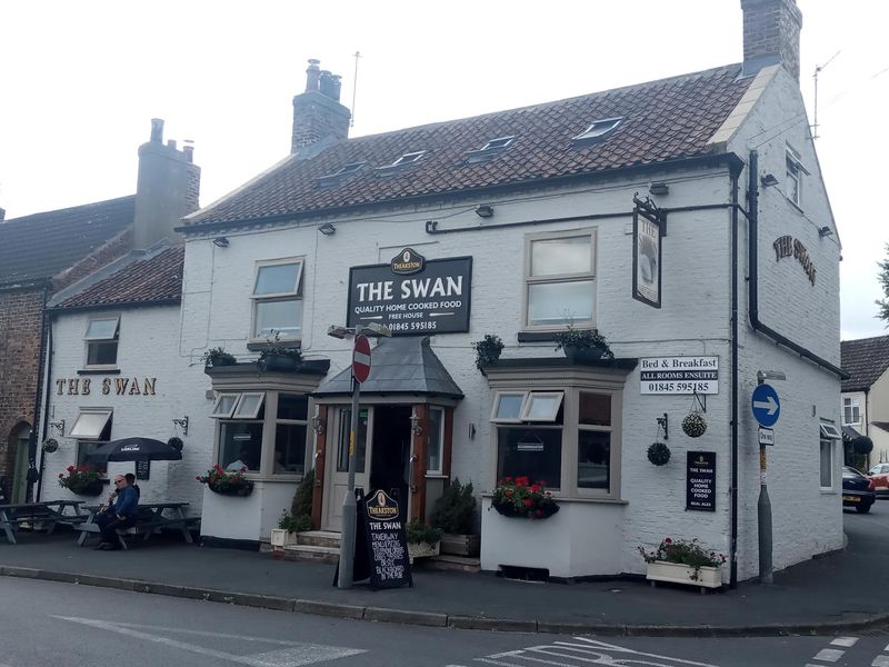 The Swan, Topcliffe, August 2022. (Pub, External, Key). Published on 28-08-2022
