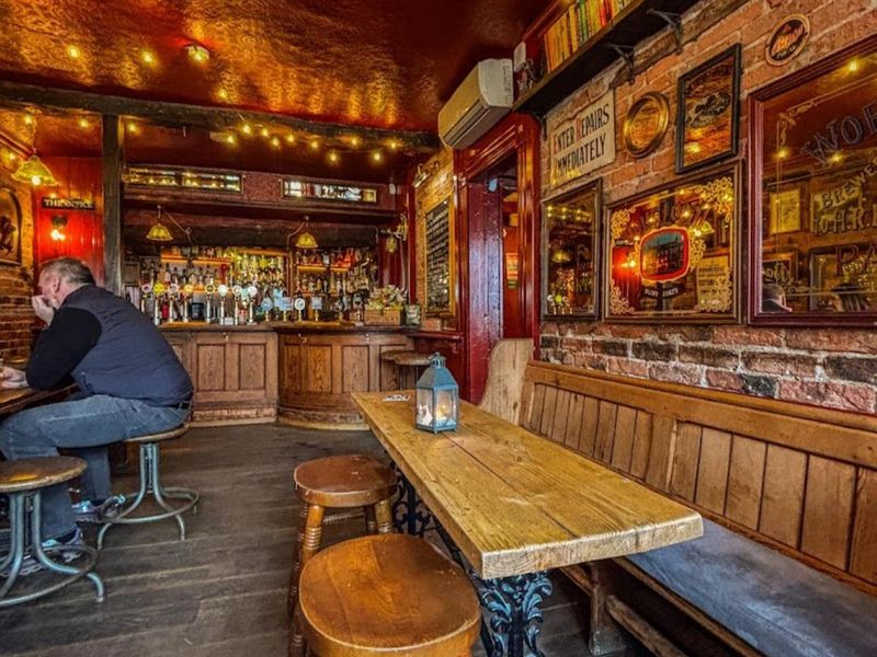 Downstairs, bar room. Published on 15-07-2025 
