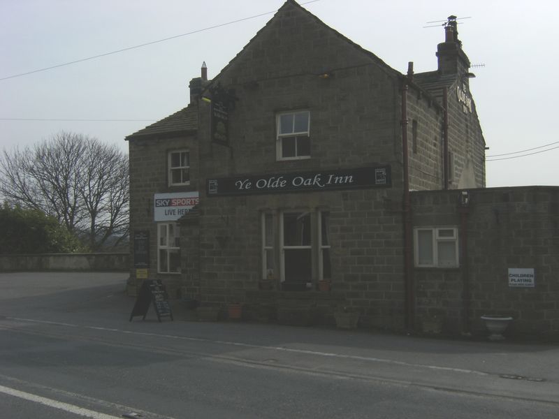 Ye Olde Oak Inn, 2014. (Pub, External). Published on 25-08-2014
