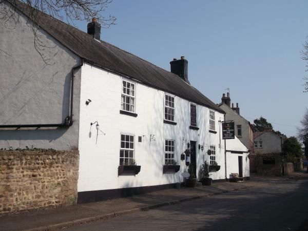 Half Moon, Sharrow. (Pub, External, Key). Published on 09-04-2013