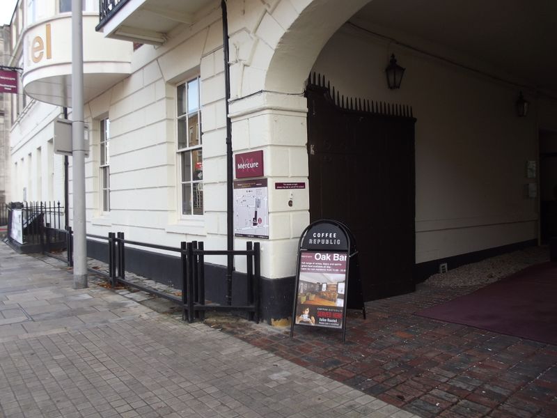 Dolphin Hotel, High Street (Photo: Gary Tull - 12/11/2011). (Pub, External). Published on 12-11-2011