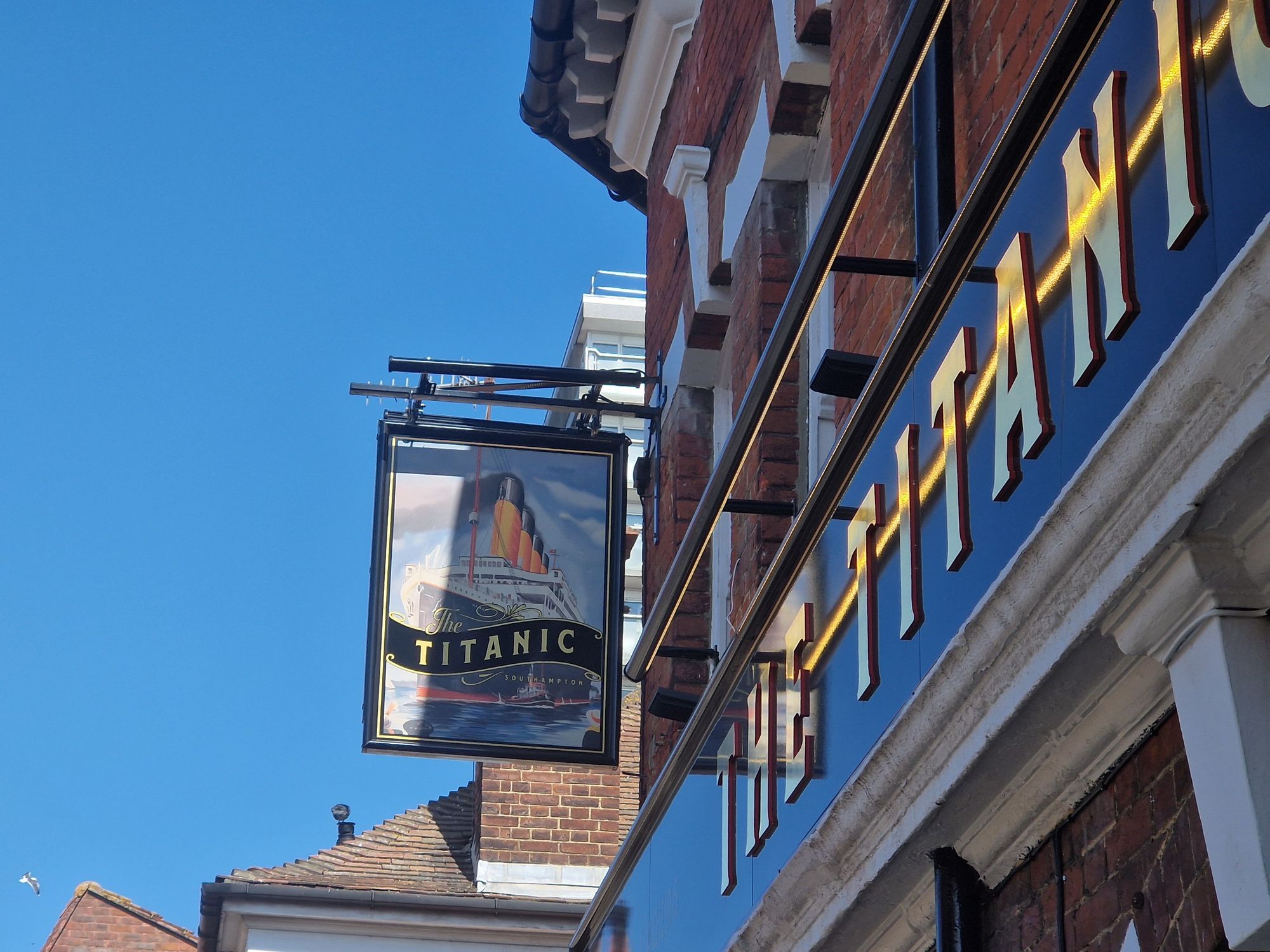 Titanic, Southampton (Photo: Pete Horn - 05/04/2025). (Pub, Sign). Published on 05-04-2025