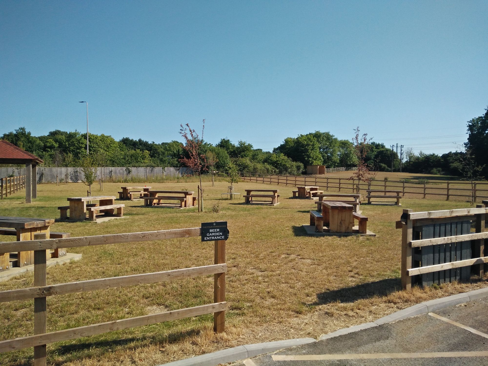 Four Horseshoes, Nursling (Photo: Pete Horn 1st June 2020). (External, Garden). Published on 01-06-2020