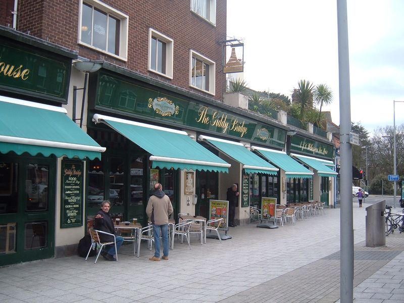 Giddy Bridge, Southampton. (Pub, External). Published on 23-02-2009