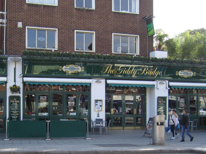 Giddy Bridge, Southampton. (Pub, External, Key). Published on 30-10-2012