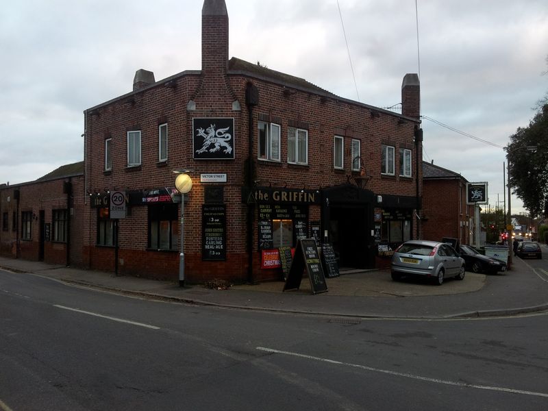 Griffin Bar & Grill, Shirley (Photo: Graeme Hilton - 28/11/2012). (Pub, External). Published on 28-11-2012 