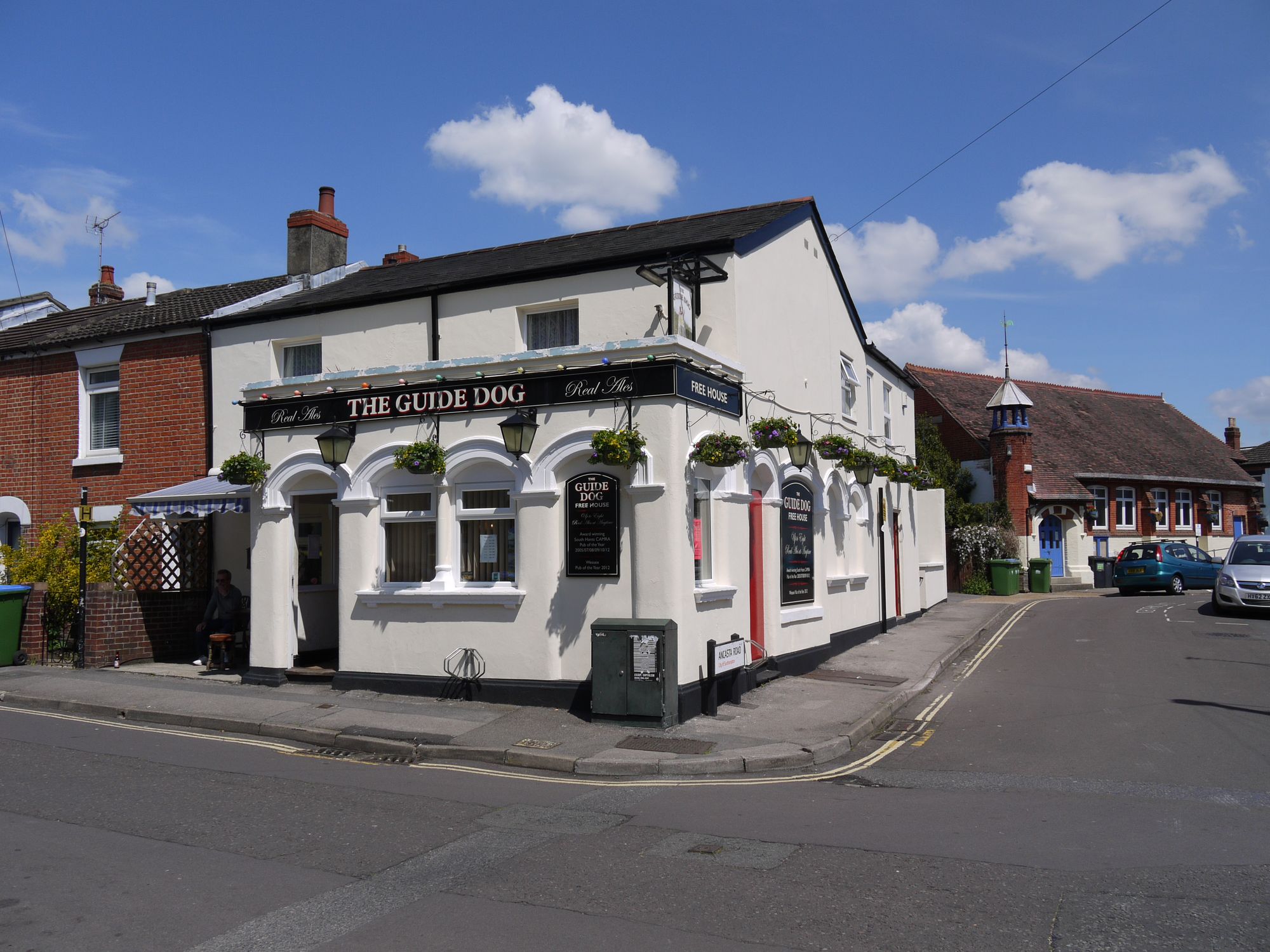 Guide Dog, Bevois Valley (Photo: Stephen Harvey 25/05/2013). (Pub, External). Published on 25-05-2013