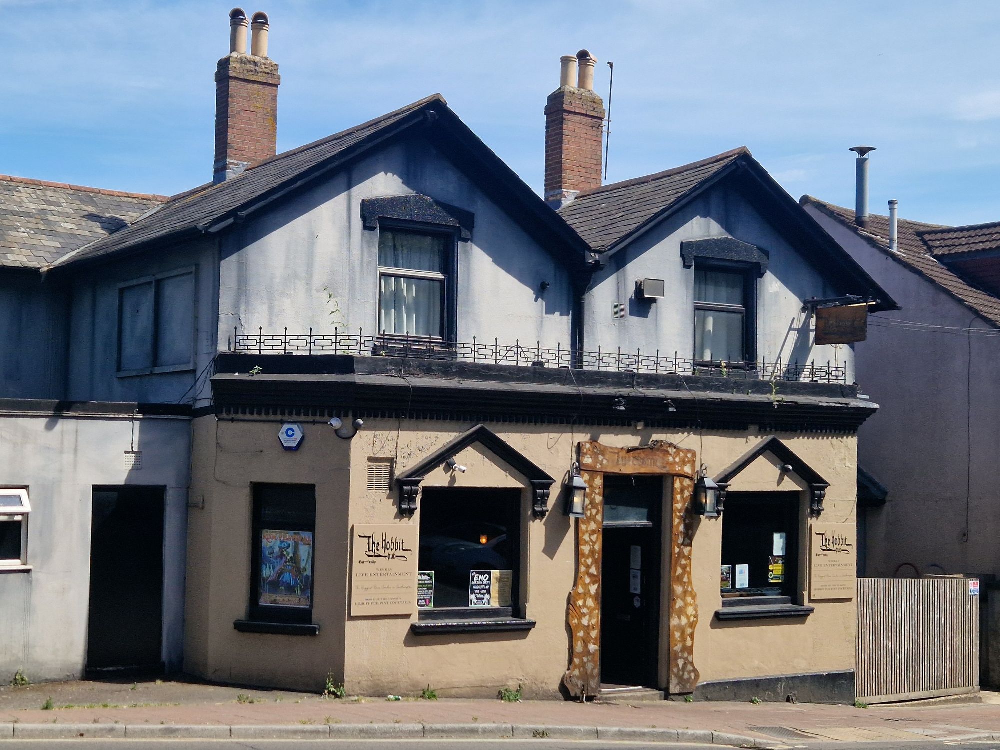 Hobbit, Bevois Valley (Photo: Pete Horn - 04/07/2025). (Pub, External). Published on 04-07-2025