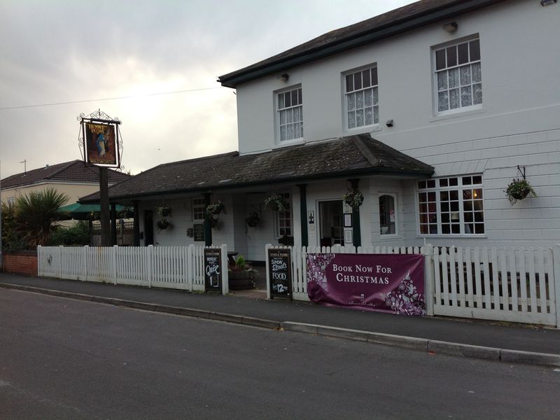 Humble Plumb, Southampton. (Pub, External, Sign). Published on 03-11-2012