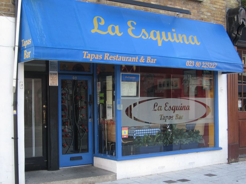 As La Esquina in 2012 (Photo: Pete Horn - 30/10/2012). (Pub, External). Published on 30-10-2012