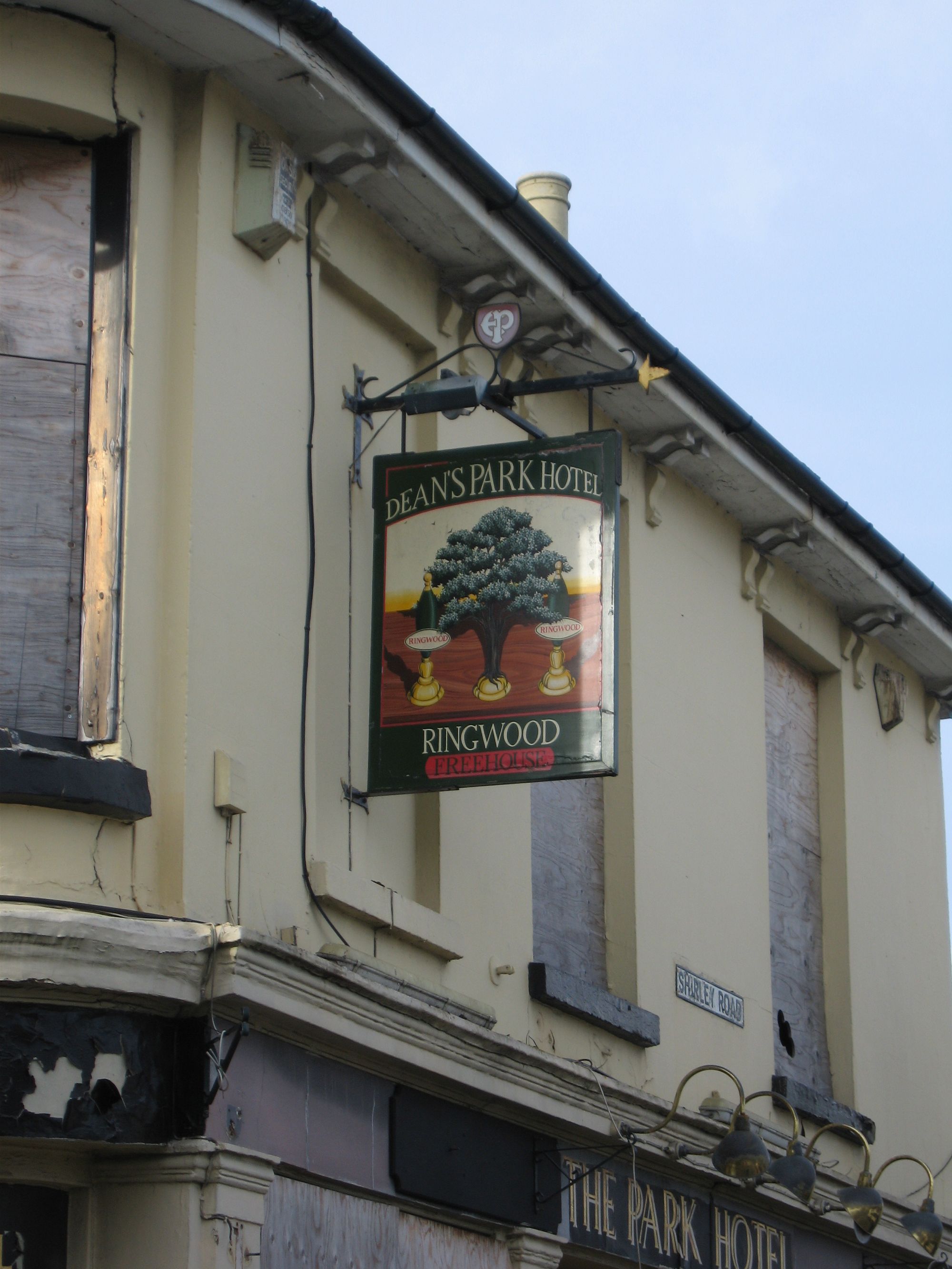 Park Hotel, Southampton. (Sign). Published on 03-11-2012