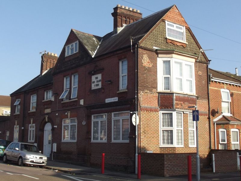 Queensland Tavern, Southampton. (Pub, External, Key). Published on 13-11-2011