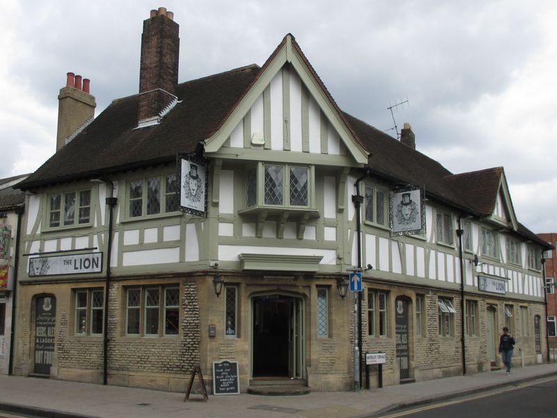 Lion, Bedford Place, Southampton - 21st July 2016. (Pub, External, Key). Published on 21-07-2016