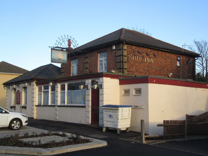 Ship Inn, Woolston (Photo: Pete Horn - 18/12/2012). (Pub, External, Key). Published on 18-12-2012