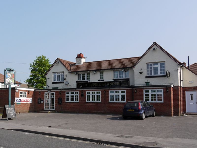 Spike Islander, Sholing (Photo: Stephen Harvey - 25/04/2011). (Pub, External). Published on 25-04-2011