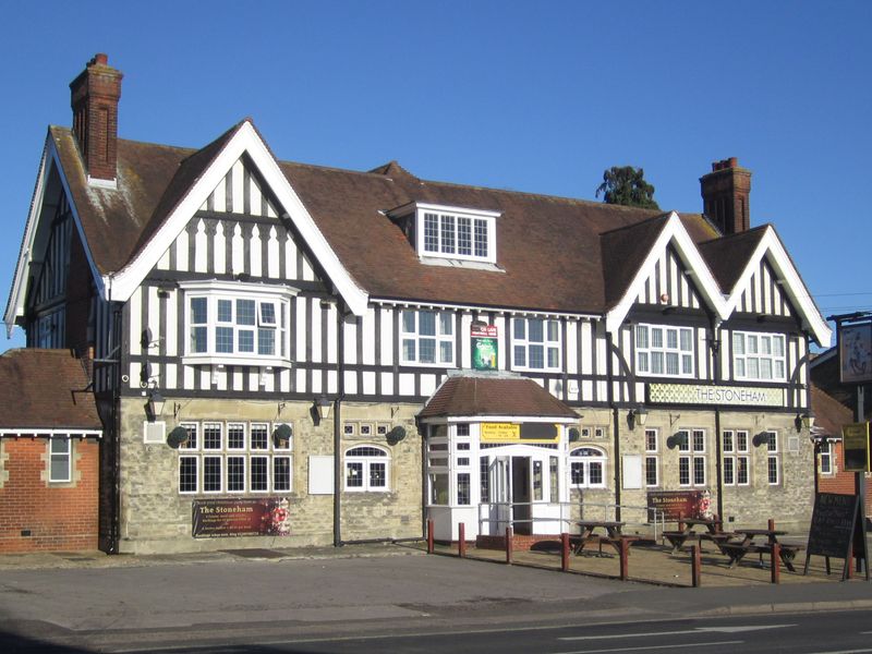 Stoneham Arms, Bassett (Photo: Pete Horn - 14/11/2012). (Pub, External, Key). Published on 14-11-2012