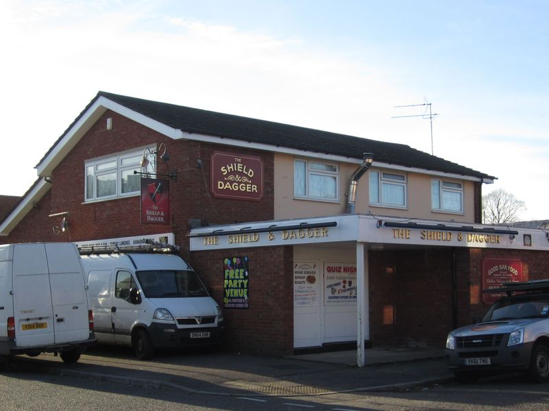 Shield & Dagger, Shirley - 18/11/2013 (Photo: Pete Horn). (Pub, External). Published on 18-11-2012