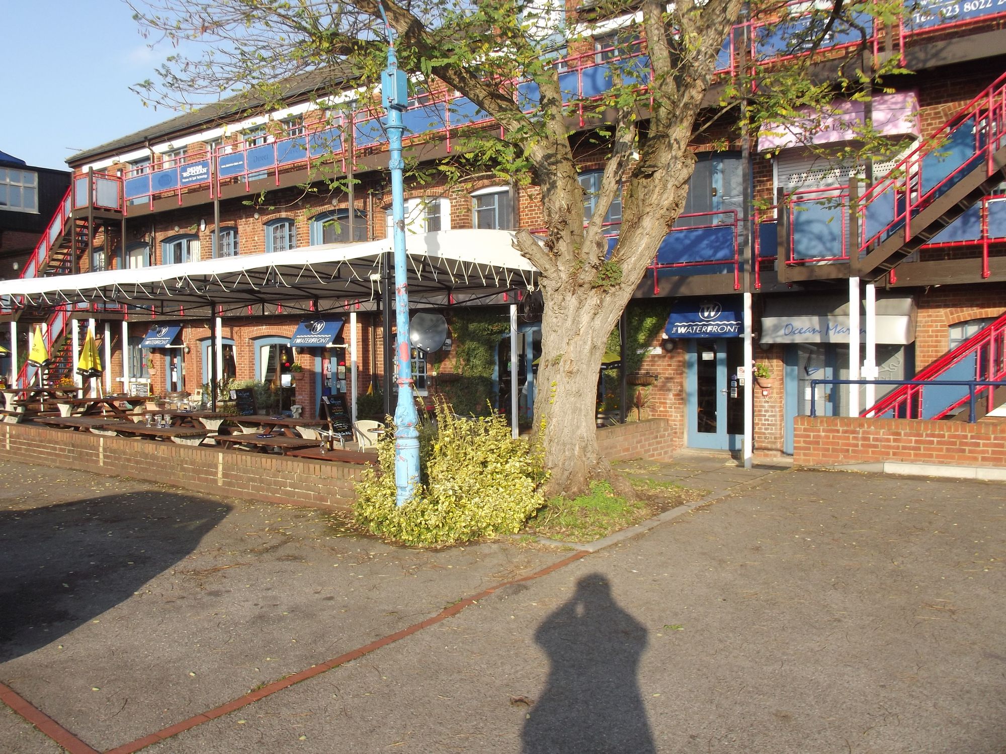 Bistro at Shamrock, Northam (Photo: Gary Tull - 13/11/2011). (Pub, External). Published on 13-11-2011