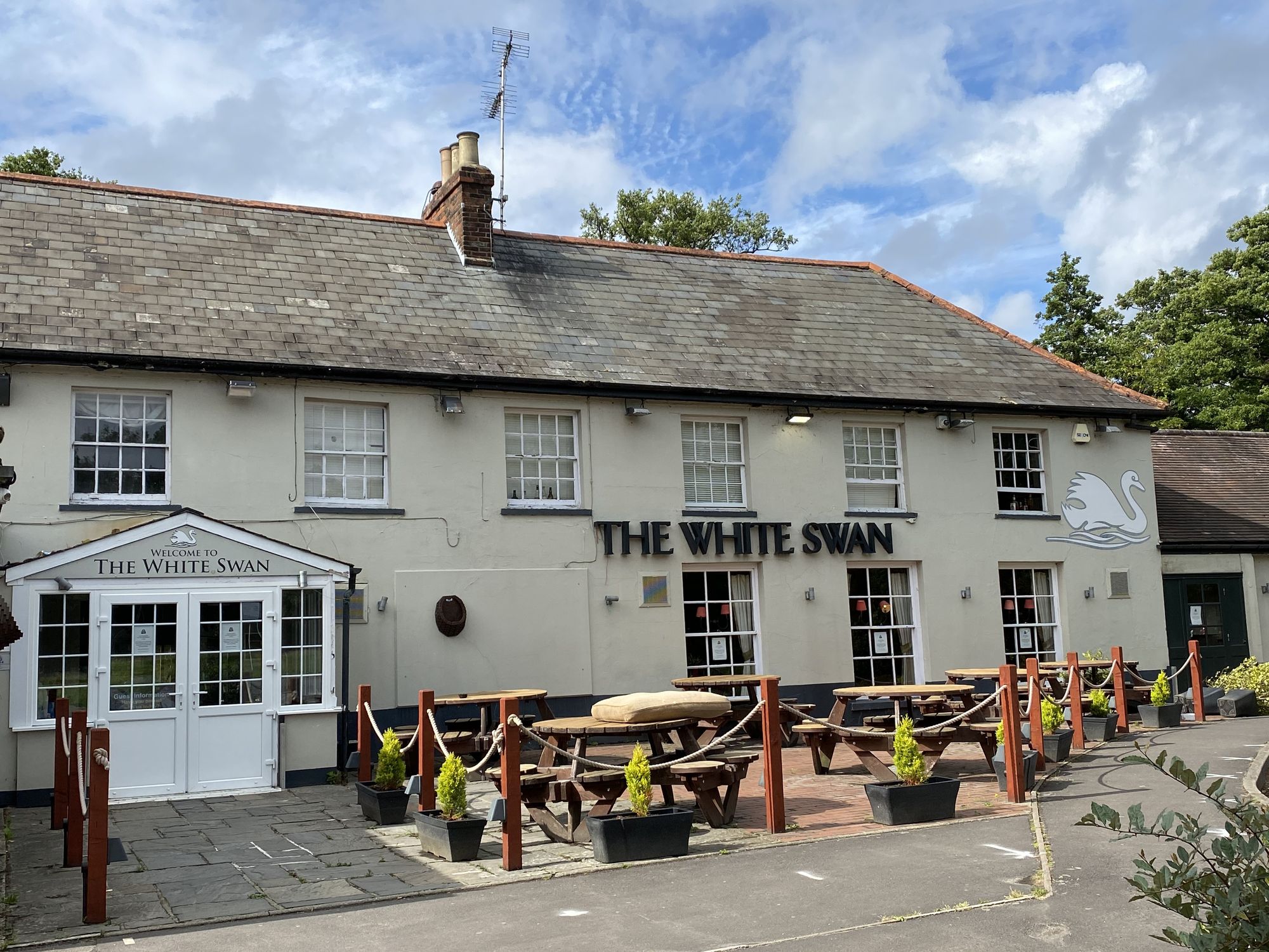 White Swan, Mansbridge (Photo: Alex Presland - 27/06/2020). (Pub, External, Key). Published on 27-06-2020
