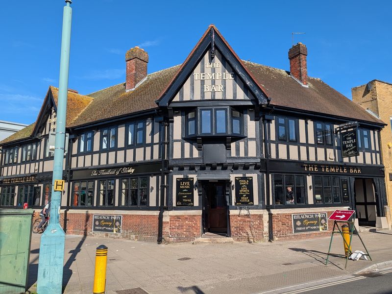 Temple Bar, Shirley (Photo: David Richardson - 07/04/2026). (Pub, External). Published on 07-04-2026 