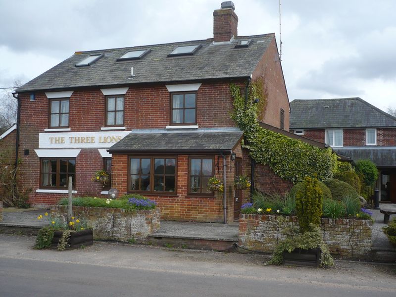 Three Lions, Stuckton. (Pub, External, Key). Published on 03-04-2011 