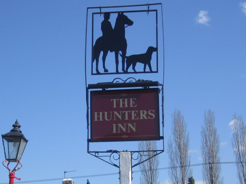 Hunters Inn, Swanmore. (Sign). Published on 20-04-2013