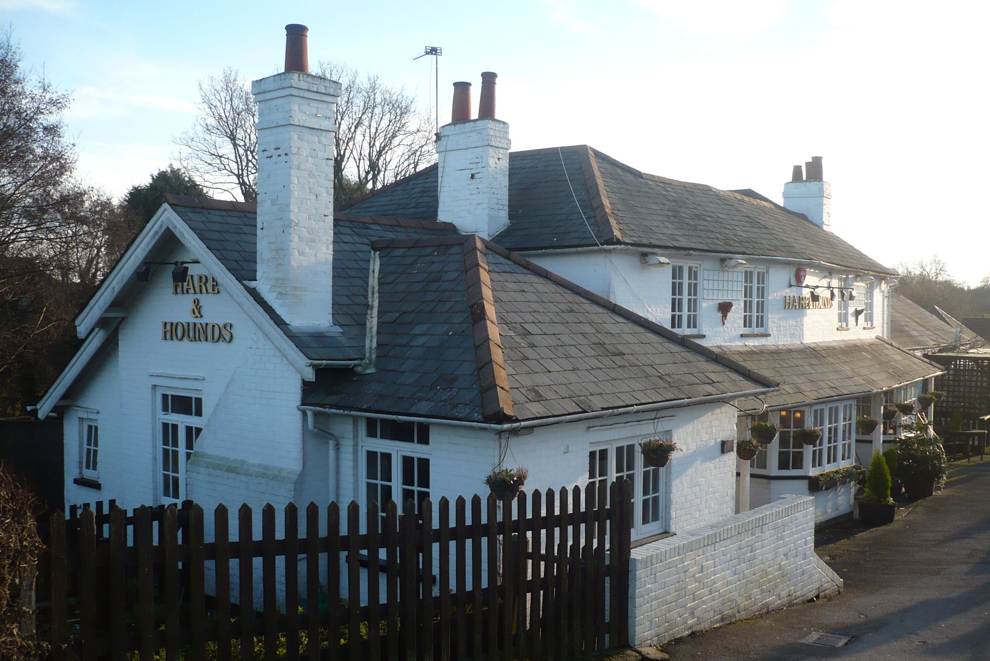 Hare & Hounds, Sway. (Pub, External). Published on 08-01-2011